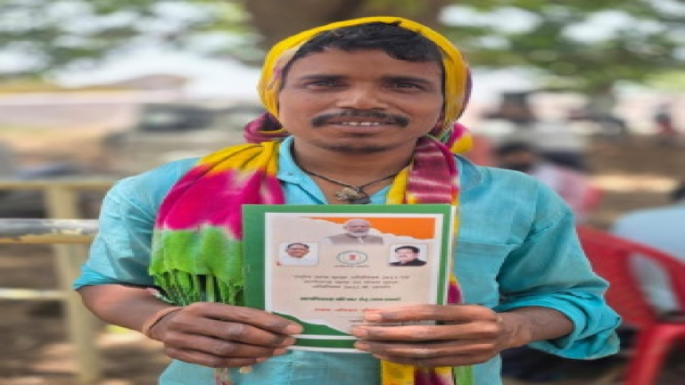 CG : सुशासन तिहार में वंदना घुटरापारा के सुखराम को मिला 1 रुपये किलो वाला राशन कार्ड …