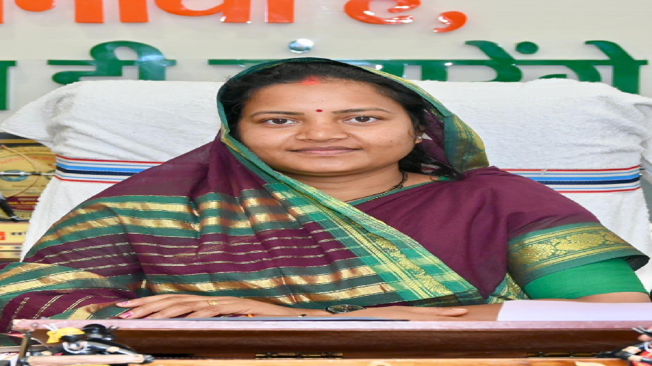 CG : सुपोषण वृक्ष-मुनगा’ बनेगा जनआंदोलन : महिला एवं बाल विकास मंत्री लक्ष्मी राजवाड़े ने जनप्रतिनिधियों से किया व्यापक पौधरोपण का आह्वान