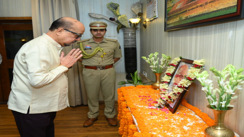 CG : डॉ श्यामा प्रसाद मुखर्जी की पुण्यतिथि पर राज्यपाल ने दी श्रद्धांजलि