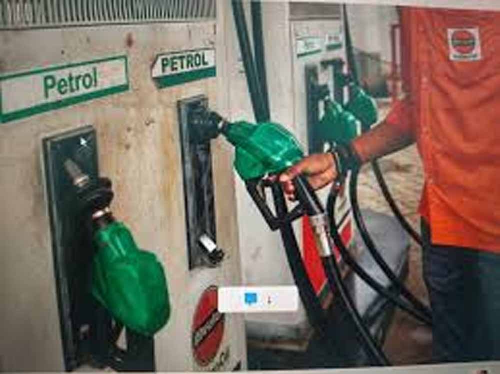 Petrol_01.jpg