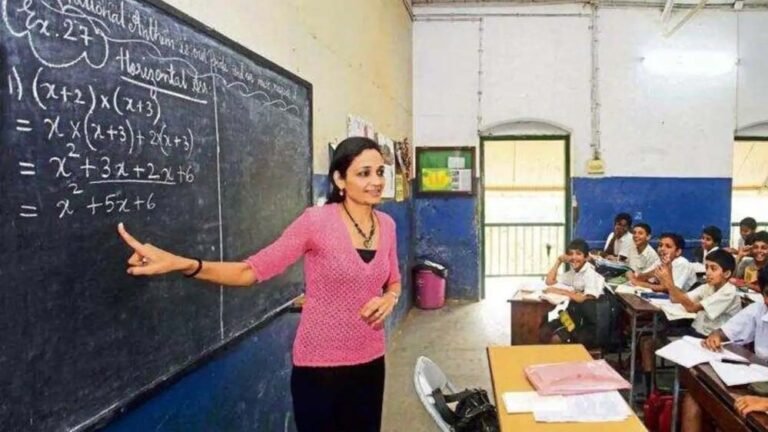 Teacher_india5_2.jpg