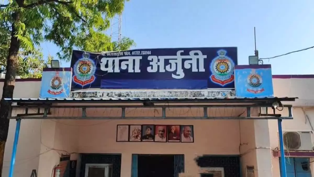 CG : किसान ने 2 भाईयों की मौत के गम में किया सुसाइड …