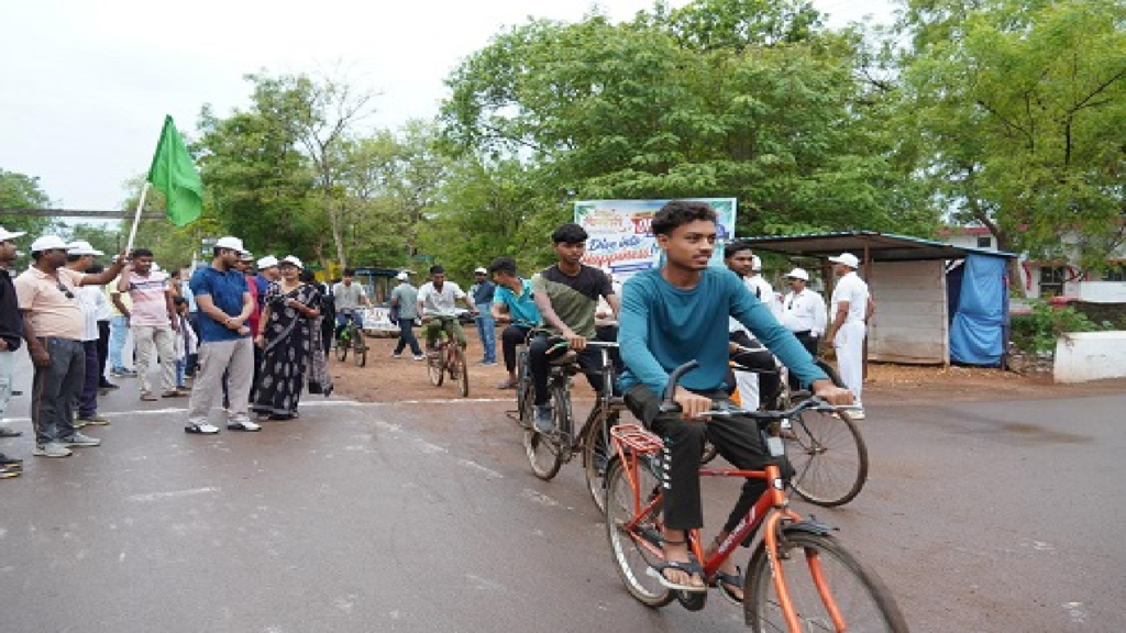 CG : विश्व साइकिल दिवस पर निकली जागरूकता रैली …