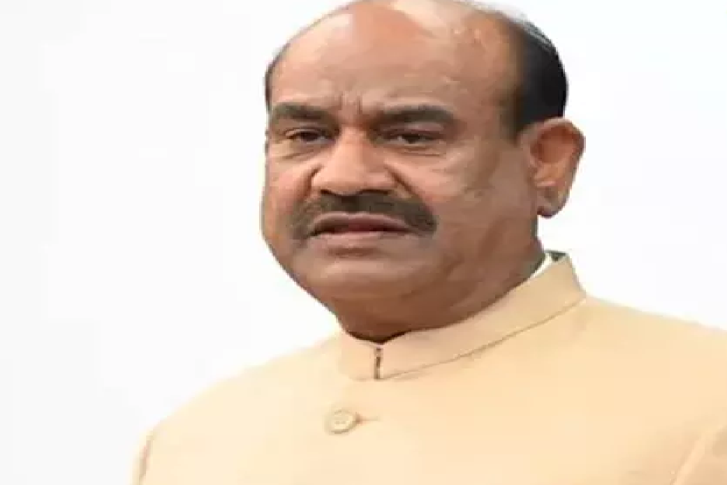 CG : रायपुर के लिए रवाना हुए लोकसभा अध्यक्ष ओम बिरला …