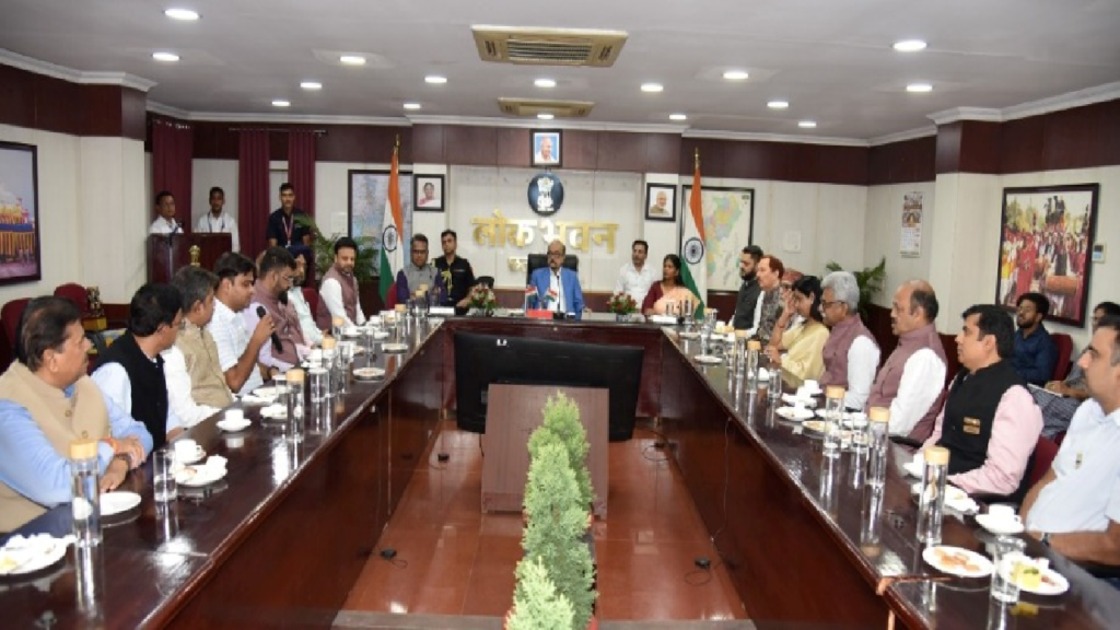 CG : राज्यपाल से रोटरी क्लब ग्रेटर रायपुर के सदस्यों की मुलाकात …