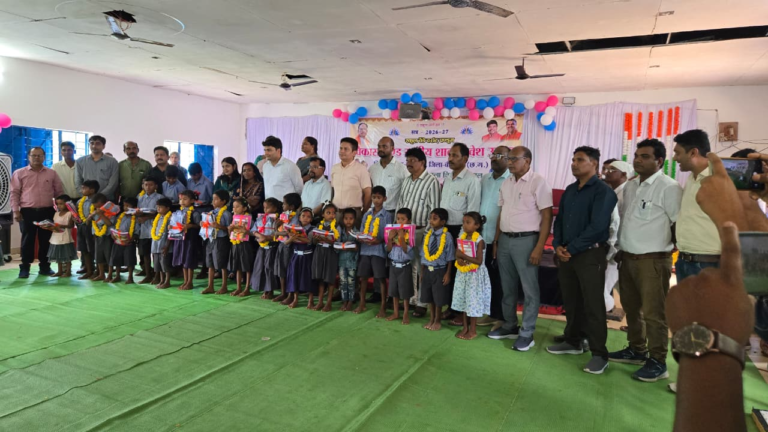 CG : शाला प्रवेशोत्सव में नौनिहालों का भव्य स्वागत, कलेक्टर ने दिया प्रेरणा का संदेश …