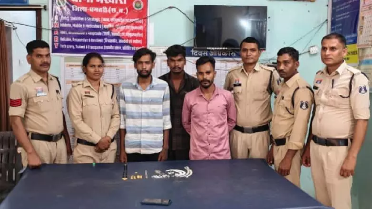 CG : कोसमर्रा के सूने मकान में हुई लाखों के चोरी का खुलासा, रायपुर के सराफा कारोबारी सहित तीन अरेस्ट …