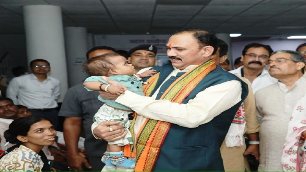 CG : स्वास्थ्य मंत्री ने जिला अस्पताल सहित विभिन्न स्वास्थ्य केन्द्रों का निरीक्षण…