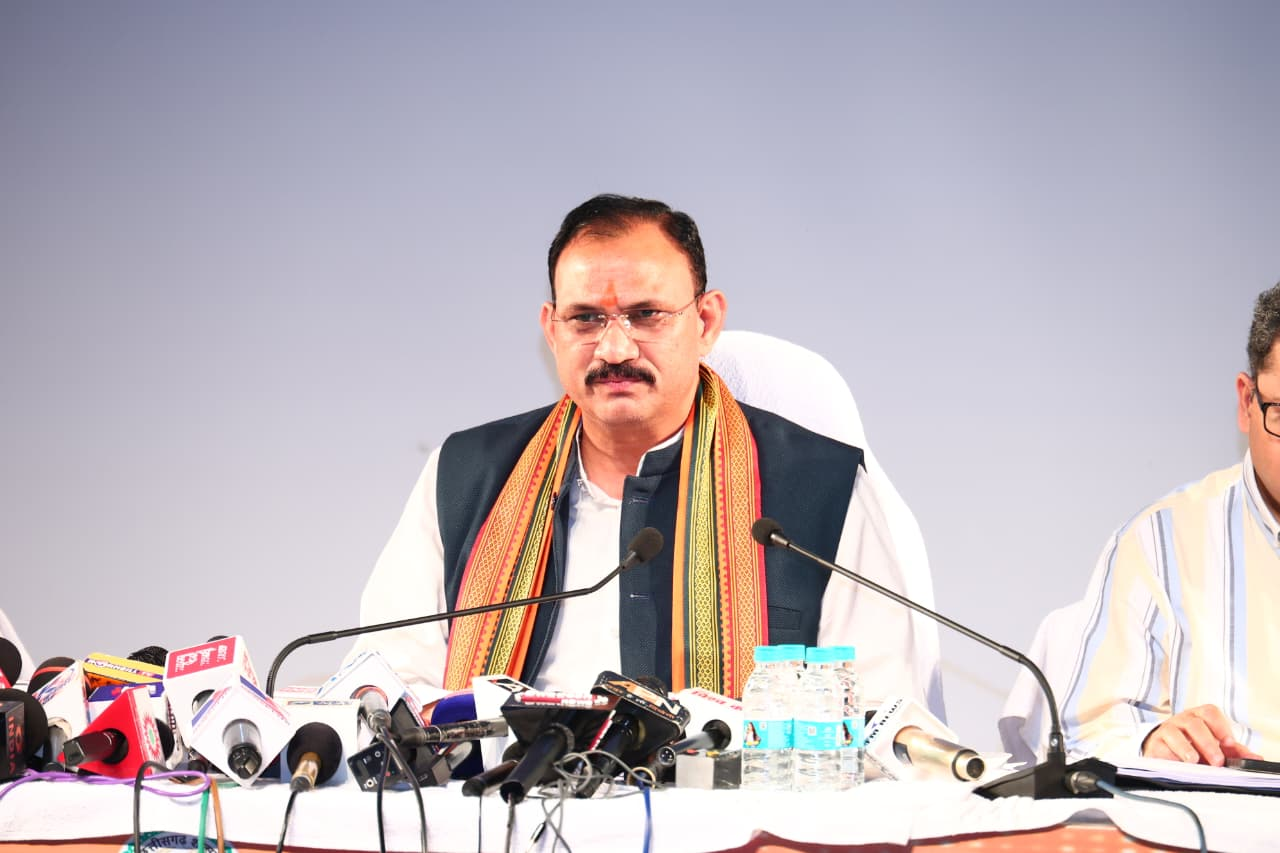 CG : मलेरिया पर निर्णायक प्रहार जारी, एक भी मृत्यु न हो यही हमारा लक्ष्य : स्वास्थ्य मंत्री... CG : मलेरिया पर निर्णायक प्रहार जारी, एक भी मृत्यु न हो यही हमारा लक्ष्य : स्वास्थ्य मंत्री... CG : मलेरिया पर निर्णायक प्रहार जारी, एक भी मृत्यु न हो यही हमारा लक्ष्य : स्वास्थ्य मंत्री...