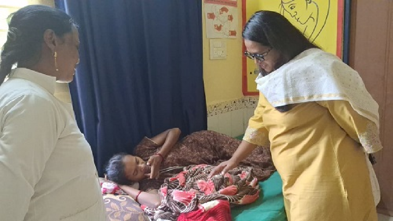 मोहला : कलेक्टर ने जिले के विभिन्न स्वास्थ्य केंद्रों का किया निरीक्षण, स्वास्थ्य सुविधाओं का लिया जायजा…