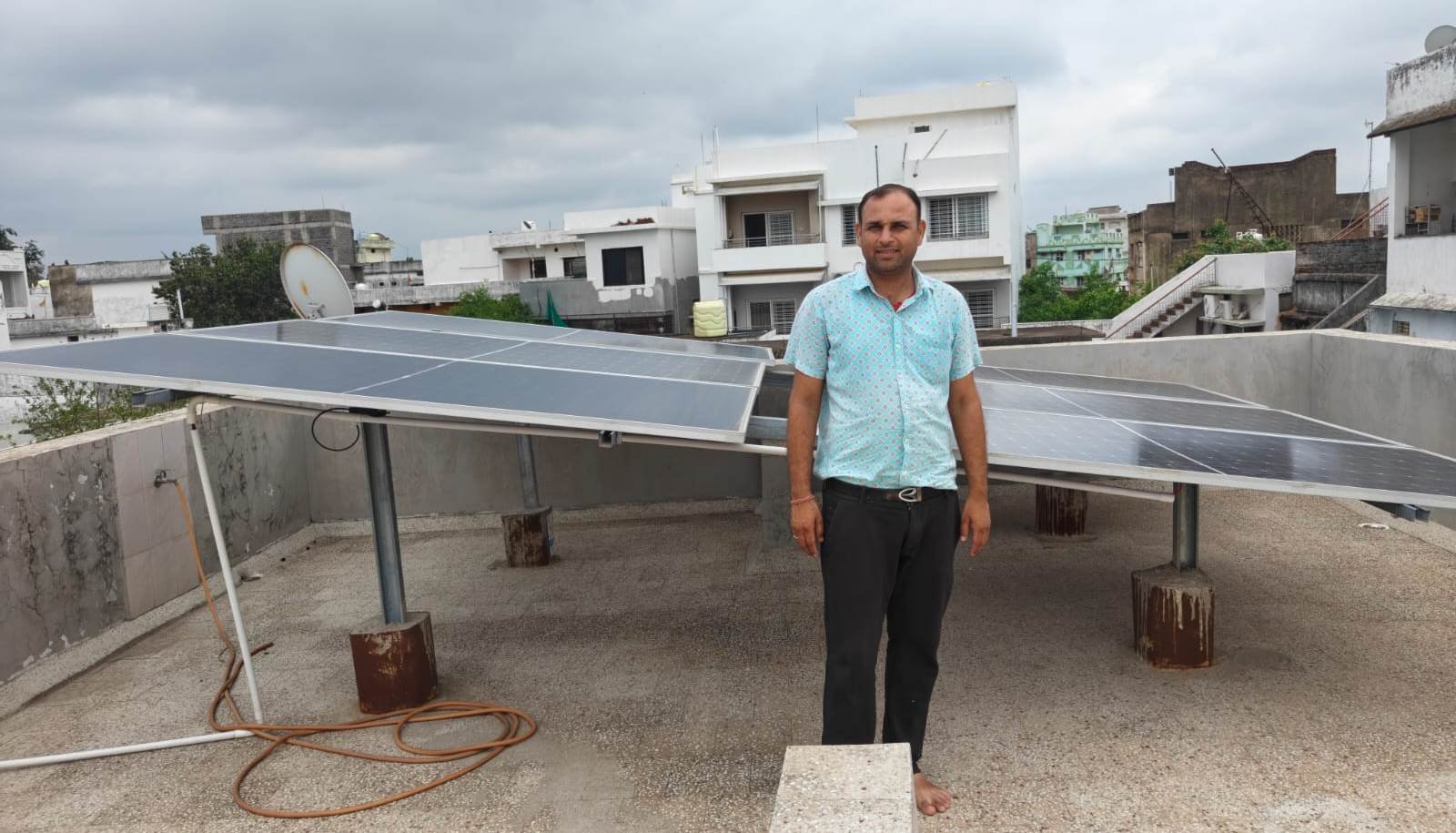 राजनांदगांव : प्रधानमंत्री सूर्यघर मुफ्त बिजली योजना से रमन नाहटा को बिजली खर्च की चिंता से मिली राहत