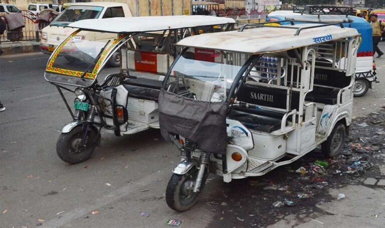 I_Riksha01-1.jpg