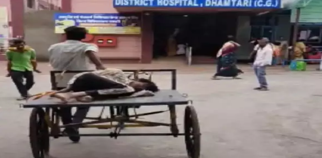 CG : युवक ने मिर्गी से ग्रसित दोस्त की जान बचाई, बेसुध पड़ा था सड़क किनारे …