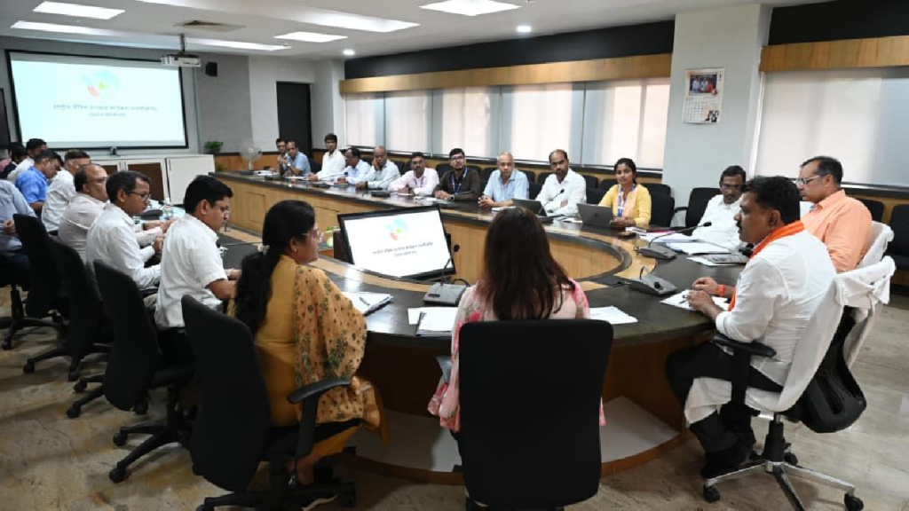 बस्तर की जैविक खेती को मिलेगा वैश्विक बाजार, यूरोप तक पहुंचेंगे जैविक उत्पाद: उप मुख्यमंत्री विजय शर्मा ...