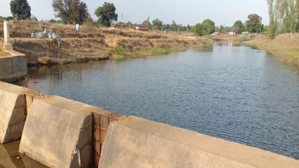 अंधेरगढ़ नाला का पक्का चेक डेम बना किसानों की उम्मीद, 12.5 एकड़ खेतों को मिलेगा सिंचाई का संबल ...