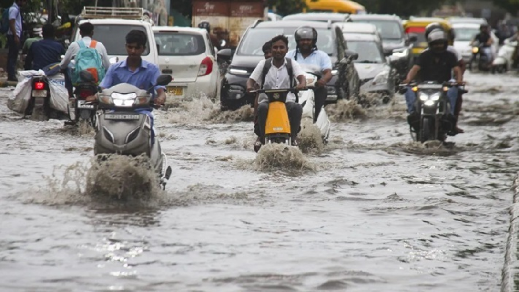 CG : मानसून फिर सक्रिय: बिलासपुर में 28 सेमी बारिश, रायपुर समेत कई जिलों में भारी वर्षा का अलर्ट …