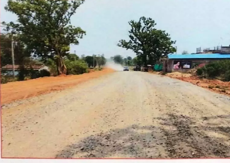 CG : कोतबा-बागबहार सड़क का काम प्रगति पर, अक्टूबर 2026 तक पूरा करने का लक्ष्य …