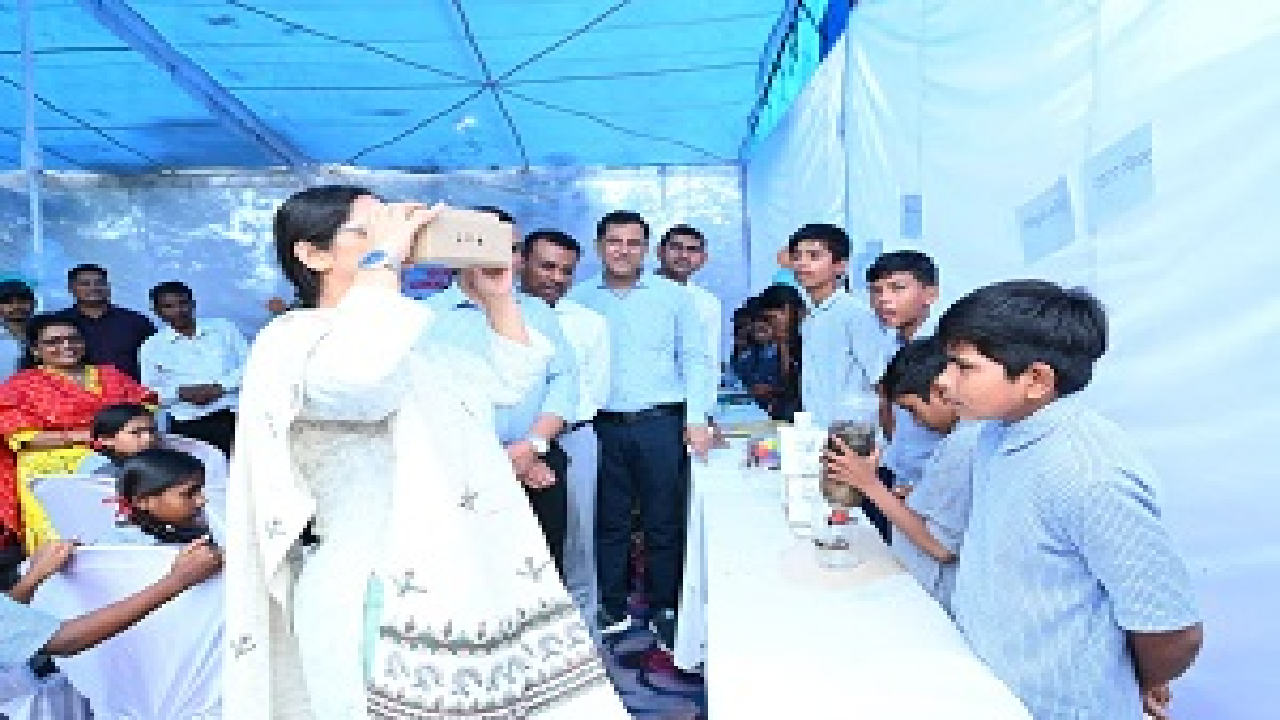 CG : किताबों से बाहर निकला विज्ञान, कुड़ेली के बच्चों ने मॉडल से समझाए वैज्ञानिक सिद्धांत…