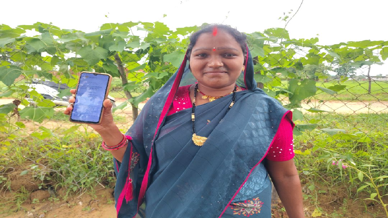 CG : बहनों की खुशहाली खातिर-विष्णु भैया का प्रयास महतारी वंदन का तोहफा पहुंच रहा बहनों के पास…