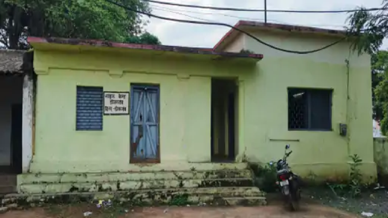 राजनांदगांव : छात्रों के लिए कमरों की कमी, पुराने संकुल कार्यालय को खाली करने कहा…