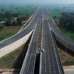 Road_Six_Lane_A_77_1-2.jpg