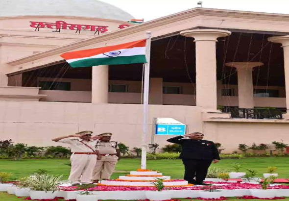 CG : विधानसभा के सचिव ने किया ध्वजारोहण …