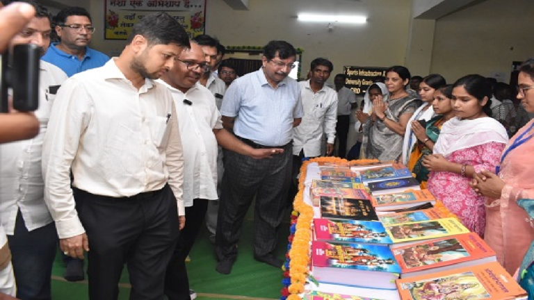 CG : इंडियन रेडक्रॉस सोसायटी दुर्ग के आह्वान पर मुनिन्द्र धर्मार्थ ट्रस्ट द्वारा भिलाई में विशाल रक्तदान शिविर का आयोजन …