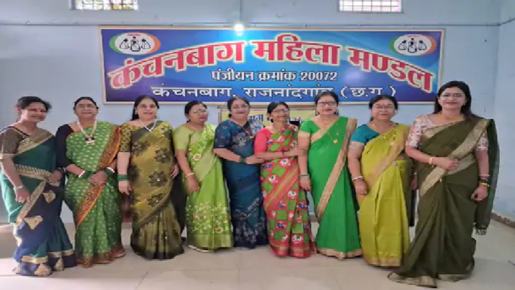 राजनांदगांव : सावन उत्सव: कंचन बाग महिला मंडल ने रोपे पौधे …