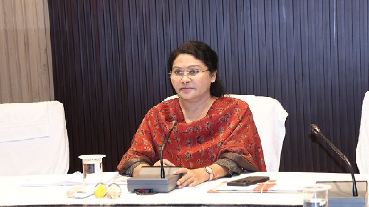 CG : कलेक्टर ने समय-सीमा की बैठक में विभिन्न विभागों के कार्यों की प्रगति की विस्तृत समीक्षा की…