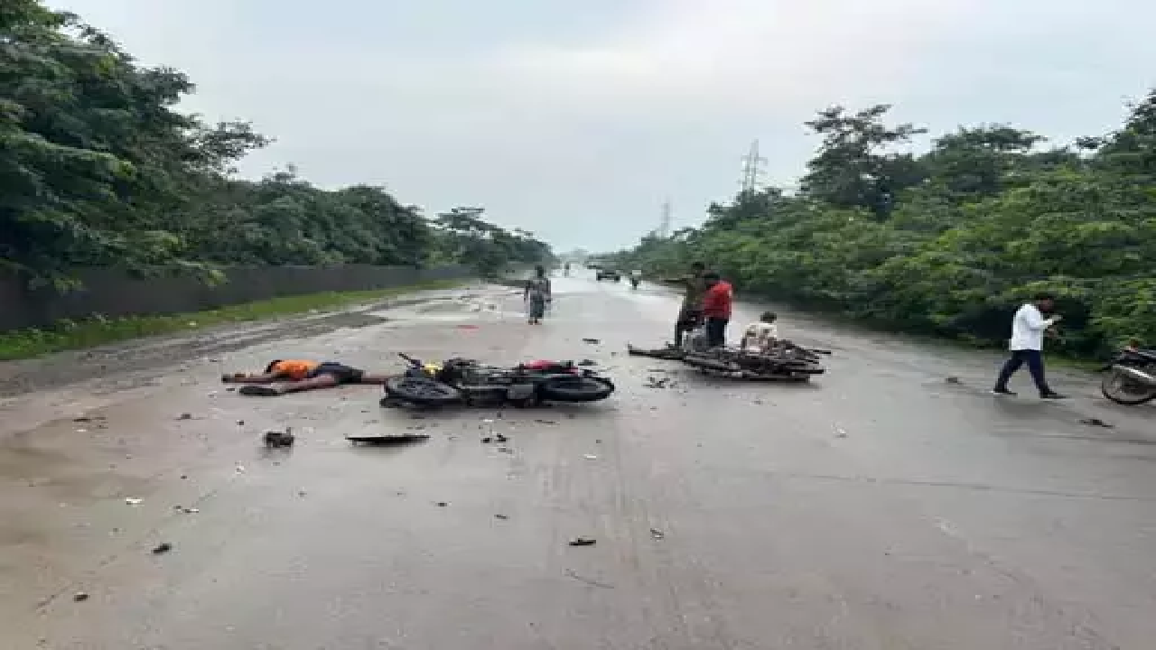 CG : CG में 3 की मौत: कोरबा में बड़ा सड़क हादसा, तेज रफ्तार स्कॉर्पियो का कहर …