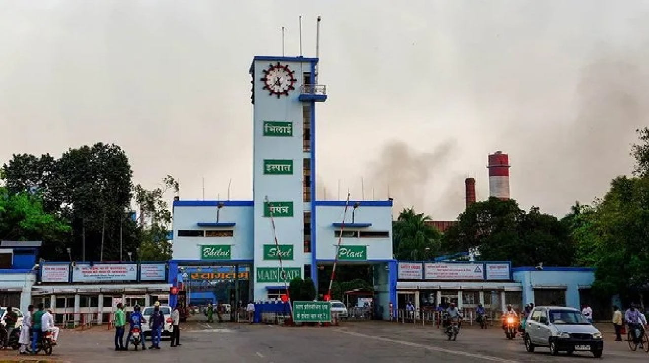 CG : प्लेट मिल एवं यूआरएम ने रचा नया इतिहास : पहली बार पार किया 100 लॉन्ग रेल रेक का आंकड़ा…
