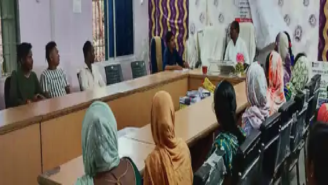 राजनांदगांव : "सफाई में लापरवाही हुई तो वेतन काटा जाएगा, सुधार नहीं हुआ तो नौकरी जाएगी'…
