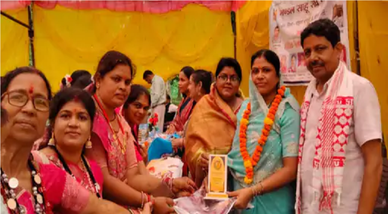 राजनांदगांव : भोज टोला में जिला स्तरीय तीज मिलन समारोह हुआ…
