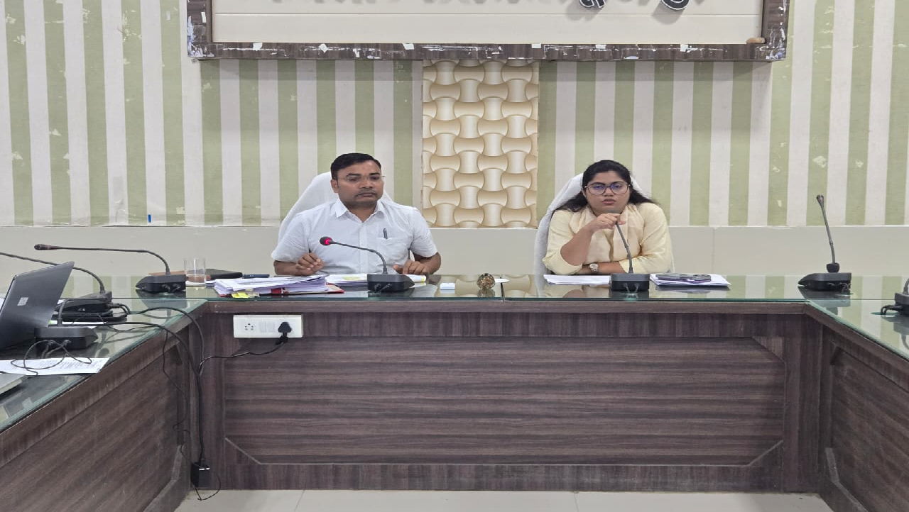 CG : योजनाओं का लाभ अंतिम छोर तक पहुंचाना सर्वाेच्च प्राथमिकता : कलेक्टर…