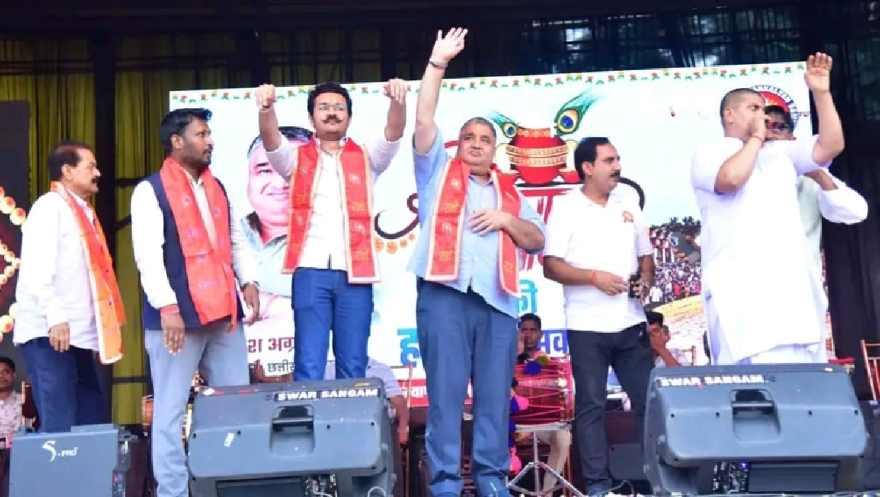 CG : पर्यटन एवं संस्कृति मंत्री राजेश अग्रवाल दही हांडी उत्सव में हुए सम्मिलित