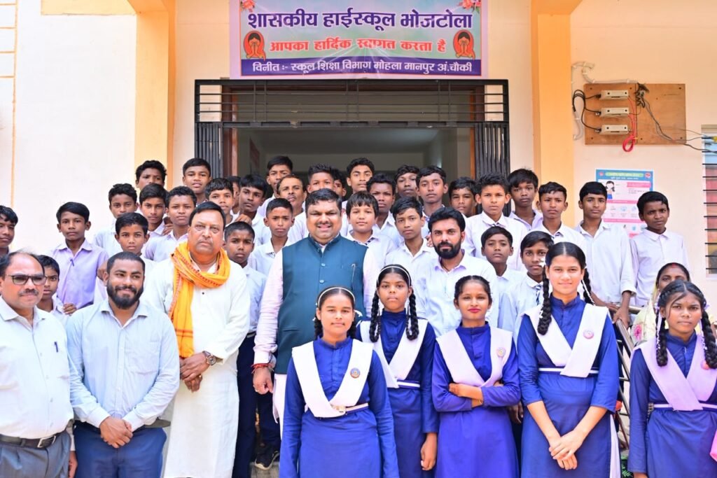 मोहला : आदिवासी अंचलों में शिक्षा का विस्तार सरकार की सर्वोच्च प्राथमिकता -स्कूल शिक्षा मंत्री गजेंद्र यादव
