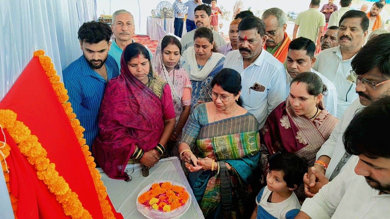 Durg : पोटियाकला में 20 लाख की लागत से बनेगा कर्मा भवन का प्रथम तल,