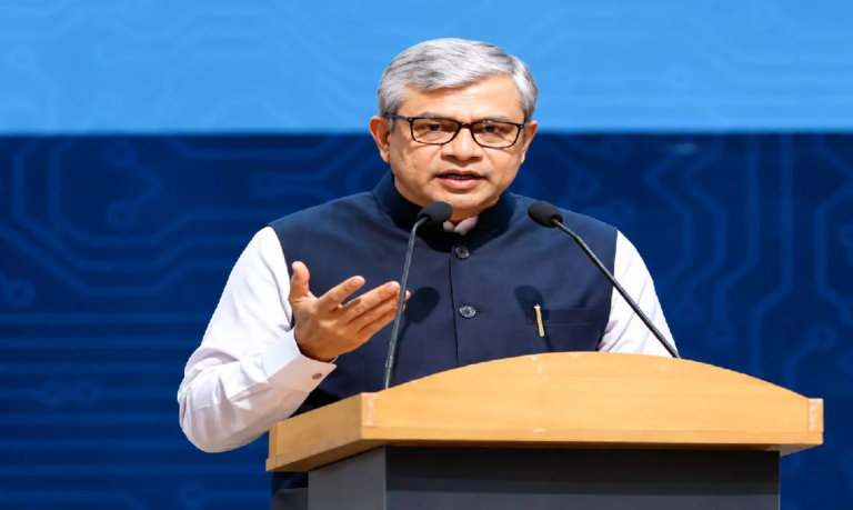 CG : रेल मंत्री अश्विनी वैष्णव 9 अक्टूबर को पहुंचेंगे रायपुर …