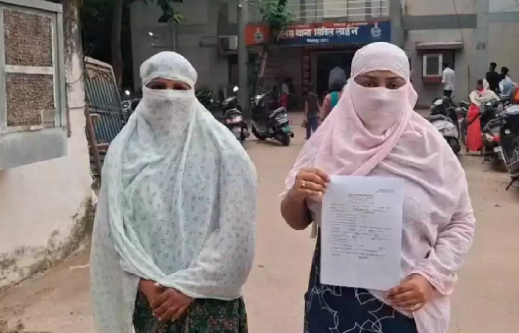 CG : रास्ते में भाभी को रोककर देवर ने की मारपीट, पीड़िता ने पुलिस से लगाई सुरक्षा की गुहार …