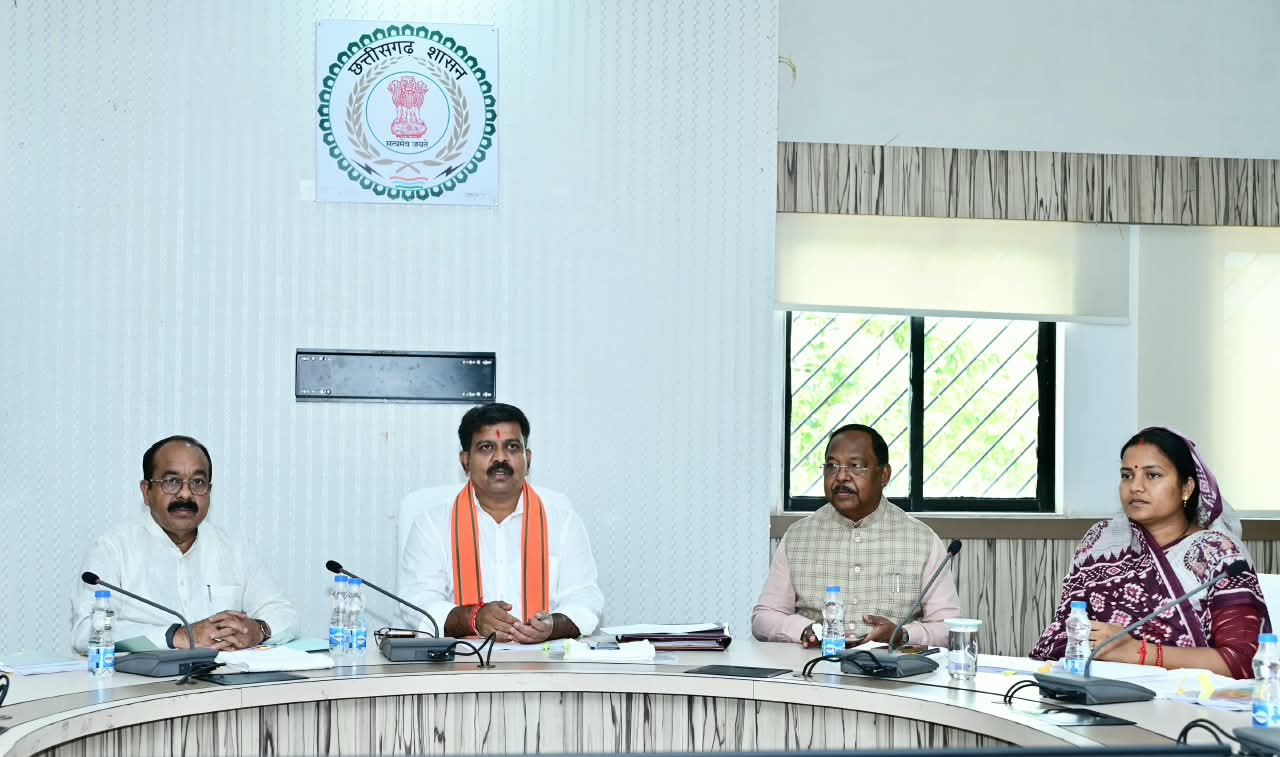 उप मुख्यमंत्री विजय शर्मा की अध्यक्षता में राजनीतिक प्रकरण वापसी समिति की हुई अहम बैठक ...