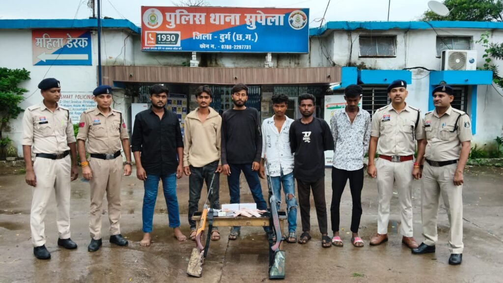 Durg : नशीली अल्प्राजोलम टैबलेट की बिक्री करते 06 आरोपी एवं 01 अपचारी बालक पकड़े गए, 1200 टैबलेट, 08 मोबाइल एवं 02 एयर गन सहित अन्य सामग्री बरामद