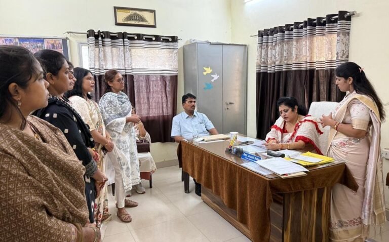 Durg : सखी वन स्टॉप सेंटर की व्यवस्थाओं का जायजा लेने पहुंचीं महिला आयोग अध्यक्ष डॉ. ममता साहू