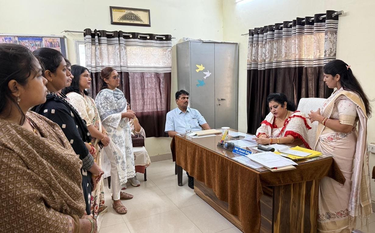 Durg : सखी वन स्टॉप सेंटर की व्यवस्थाओं का जायजा लेने पहुंचीं महिला आयोग अध्यक्ष डॉ. ममता साहू