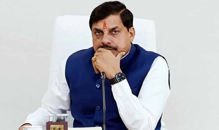 dR_MOHAN_01-4.jpg