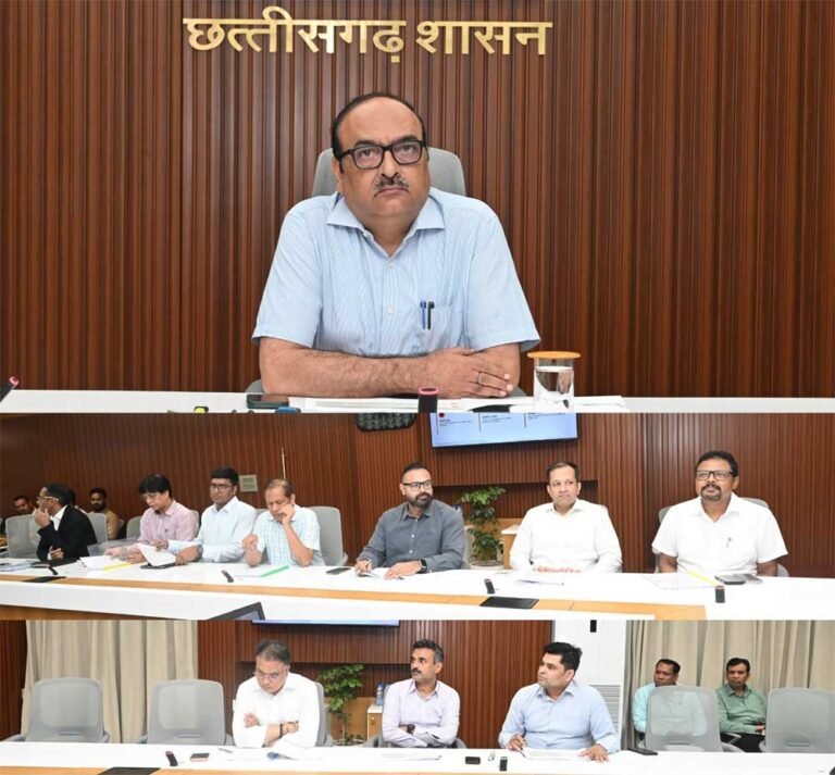 mukhya.jpg