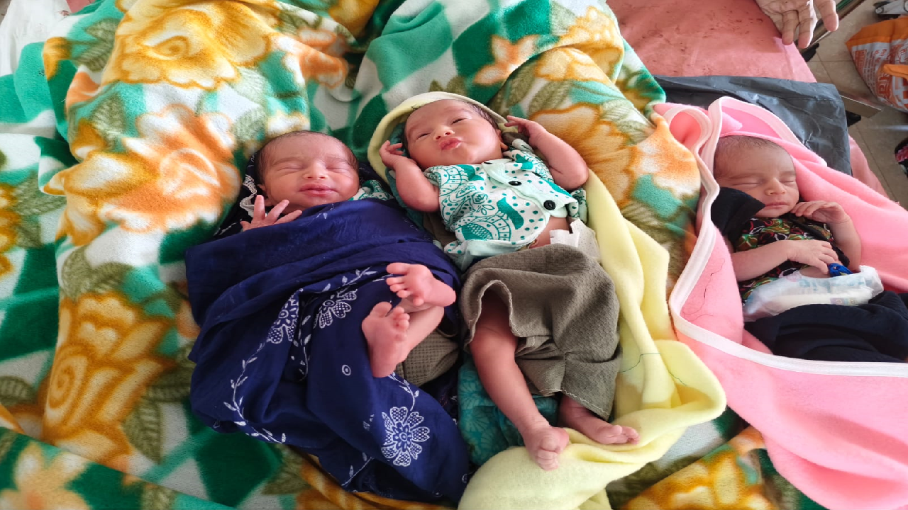 राजनांदगांव : मेडिकल कॉलेज में महिला ने एक साथ तीन बच्चों को दिया जन्म, जच्चा-बच्चा सभी स्वस्थ...