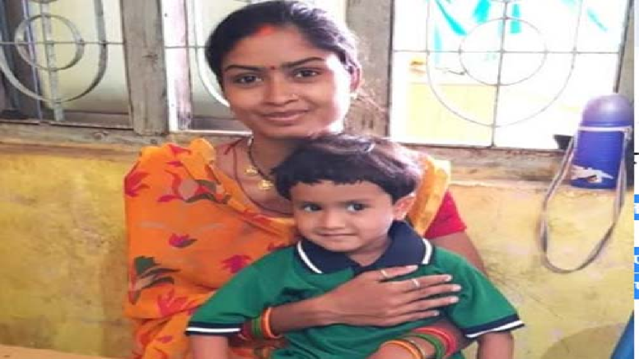 CG : प्रधानमंत्री मातृ वंदना और महतारी वंदन योजना से गायत्री को मिला आर्थिक संबल, सुरक्षित मातृत्व को सहारा…