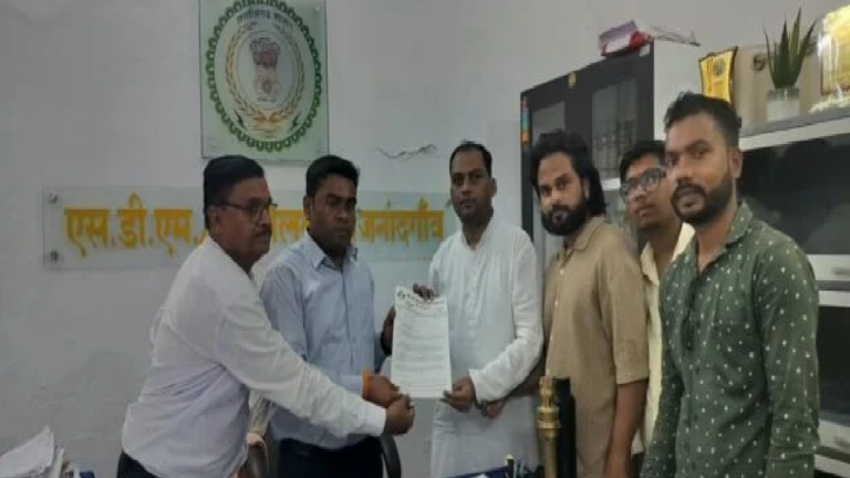 राजनांदगांव : आवासीय पट्टा योजना में गड़बड़ी का आरोप, एक ही जमीन का दो बार सर्वे; जांच की मांग...