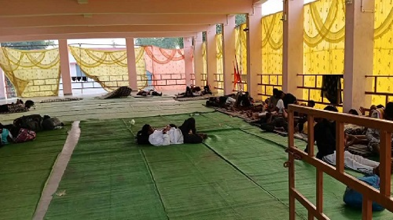 राजनांदगांव : पक्का यात्री शेड निर्माण से पदयात्रियों की राह हुई आसान...