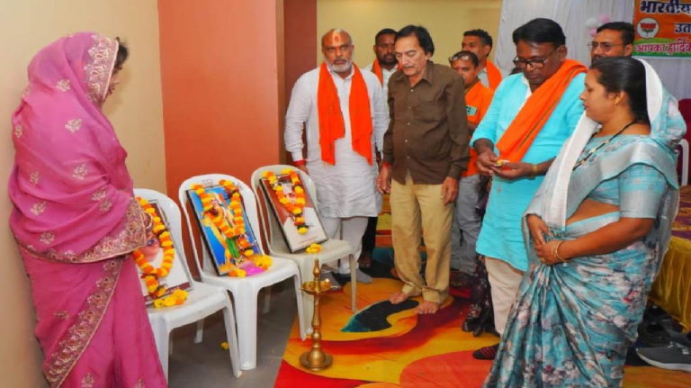 CG : धनोरा में भाजपा उतई मंडल की बैठक आयोजित, विधायक चंद्राकर हुए शामिल...
